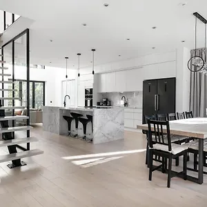 Stylish And Spacious Family , Stockholm Schweden